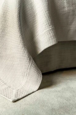 Titelseite -Mille Notti mille notti ameno bedspread sand 180x260cm 1 1