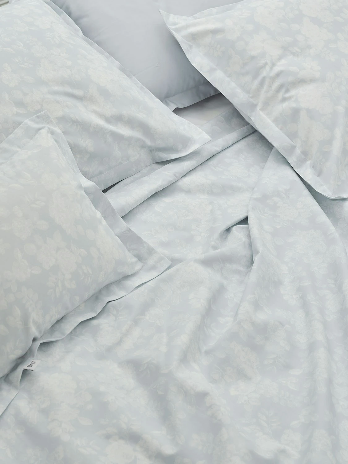 Mille Notti Fiore Bettdeckenbezug Hellblau, 220x220 Cm 4 Mille Notti Fiore Bettdeckenbezug Hellblau, 220x220 Cm – Bild 2