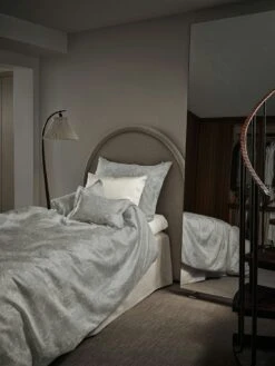 Mille Notti Honeysuckle & Tulip Bettdeckenbezug Grau, 220x220 Cm 8 Mille Notti Honeysuckle & Tulip Bettdeckenbezug Grau, 220x220 Cm -Mille Notti mille notti honeysuckle tulip paslakan 140x200 1 3